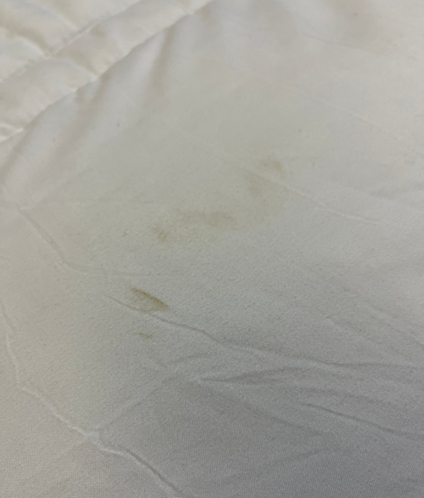 Room Essentials Full/Queen Lofty Microfiber Comforter, New