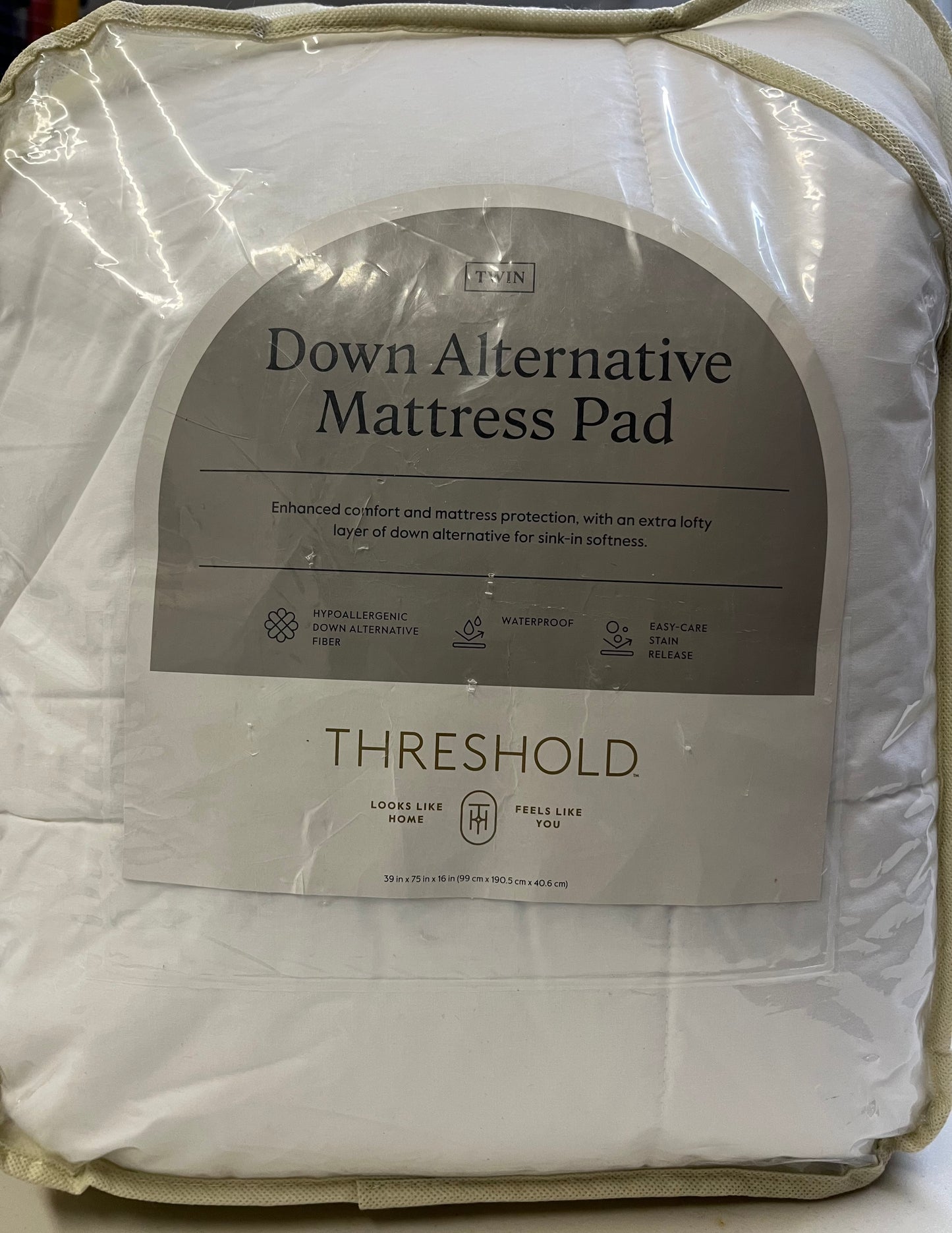 Threshold Twin Down Alternative Mattress Pad, New