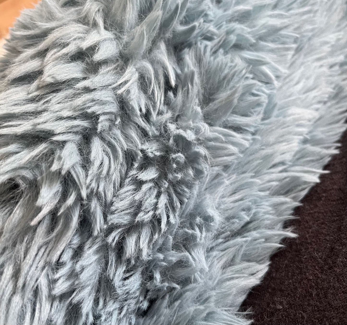 Decosy 60"x80" Ultra Soft Faux Fur Throw Blanket, New