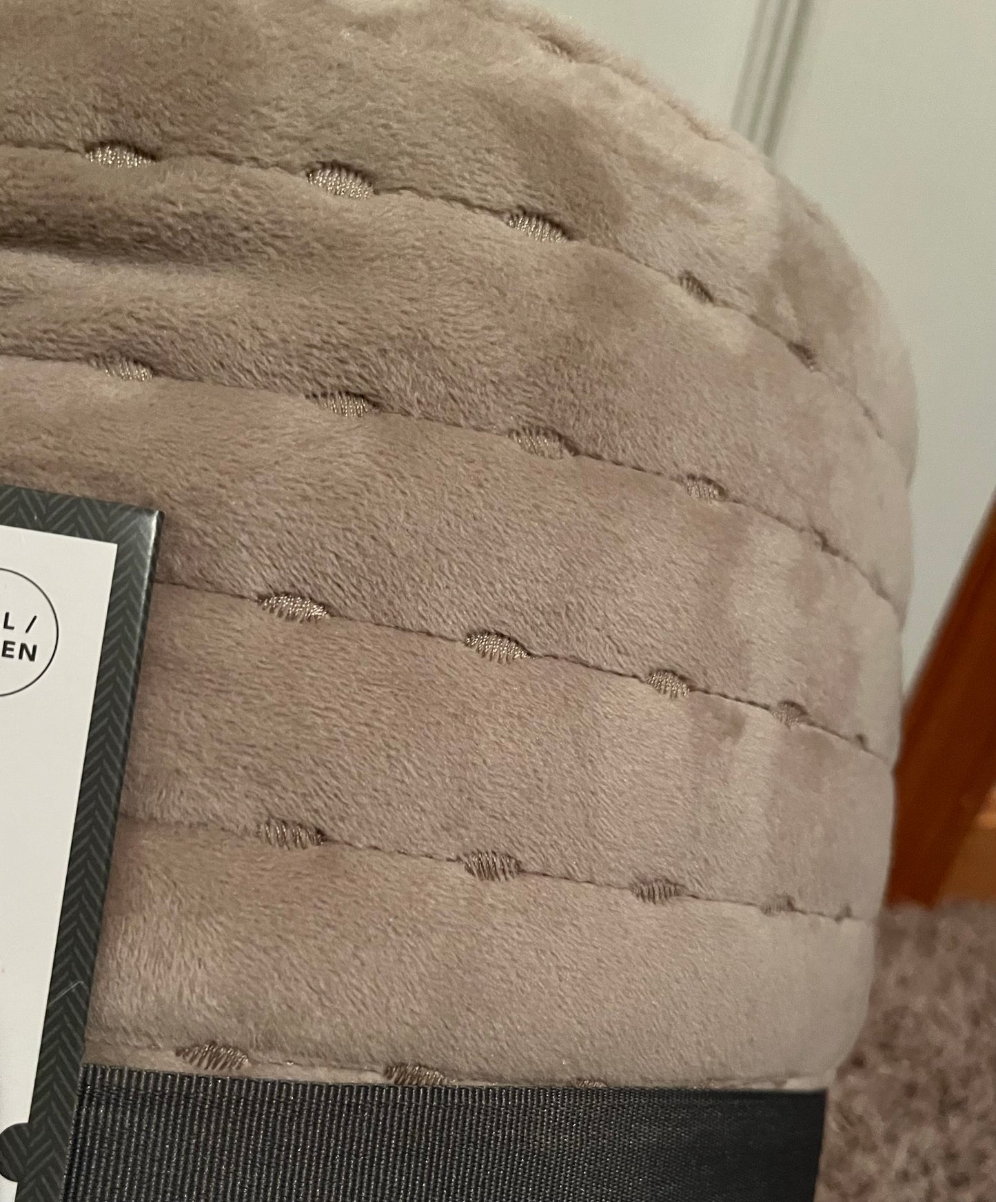 Threshold Full/Queen Matte Velvet Quilt, New