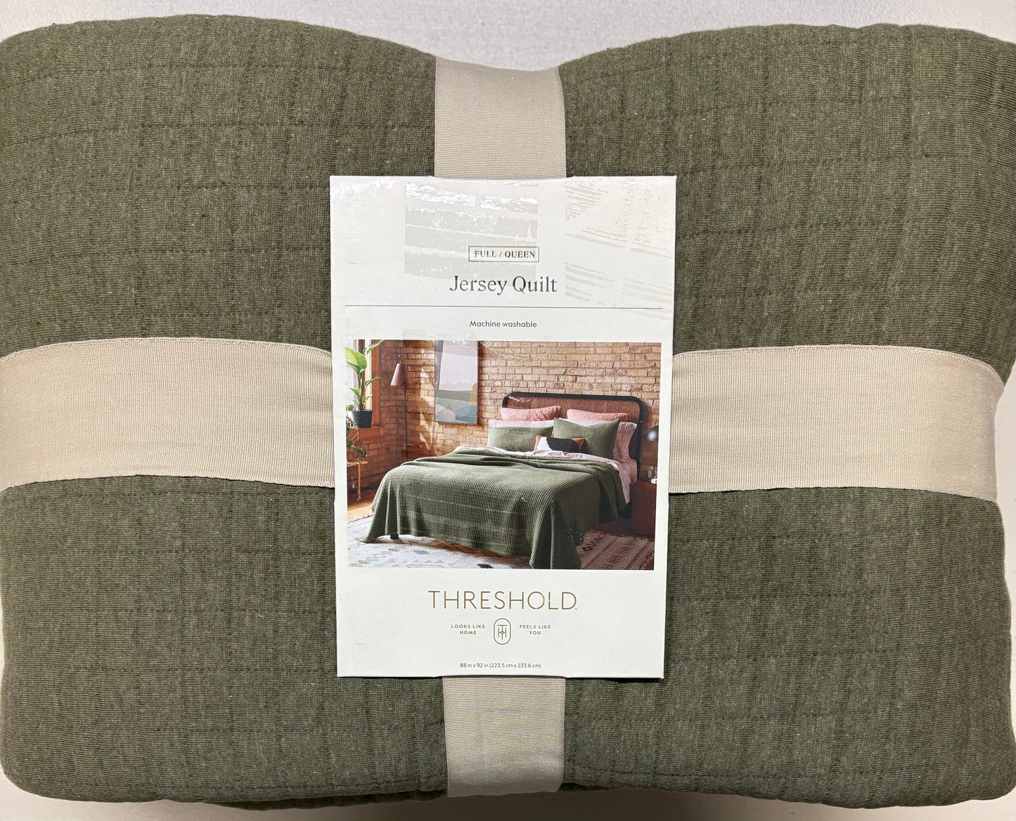 Threshold Full/Queen Jersey Quilt, New