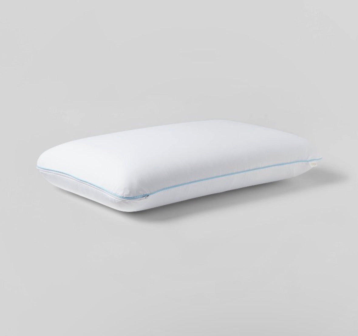Threshold King Medium Firm Memory Foam Bed Pillow, New