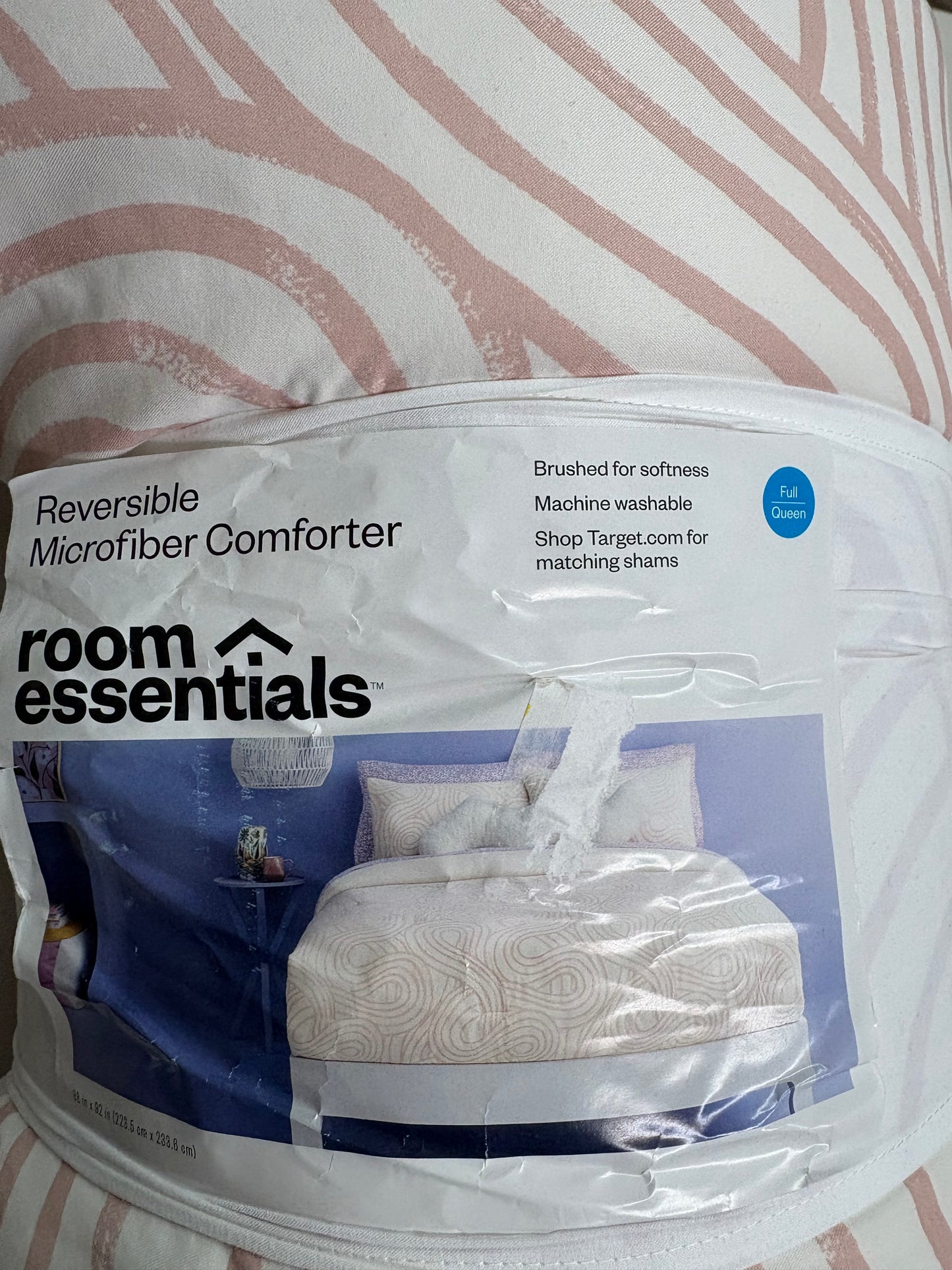 Room Essentials Queen Bedding Bundle, New