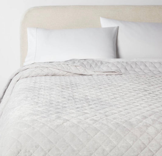 Threshold King Luxe Diamond Stitch Velvet Quilt, New