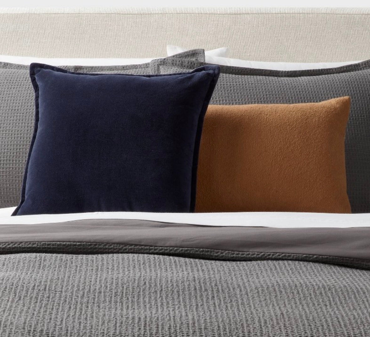Threshold 18”x18” Velvet Throw Pillow Set, New