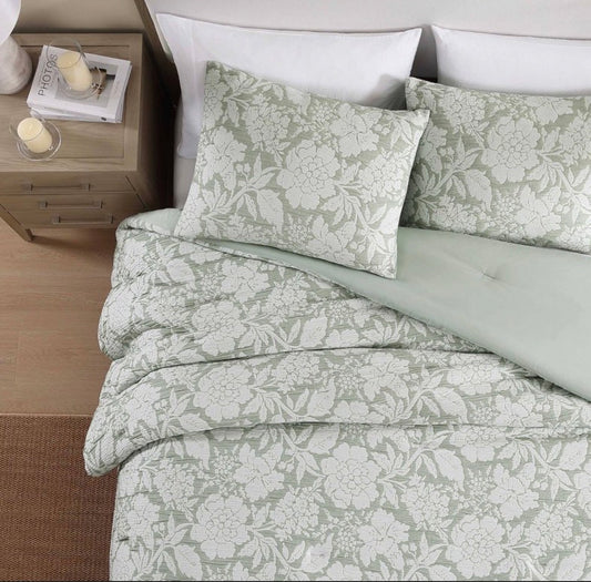 Stone Cottage King Floral Comforter Set, New