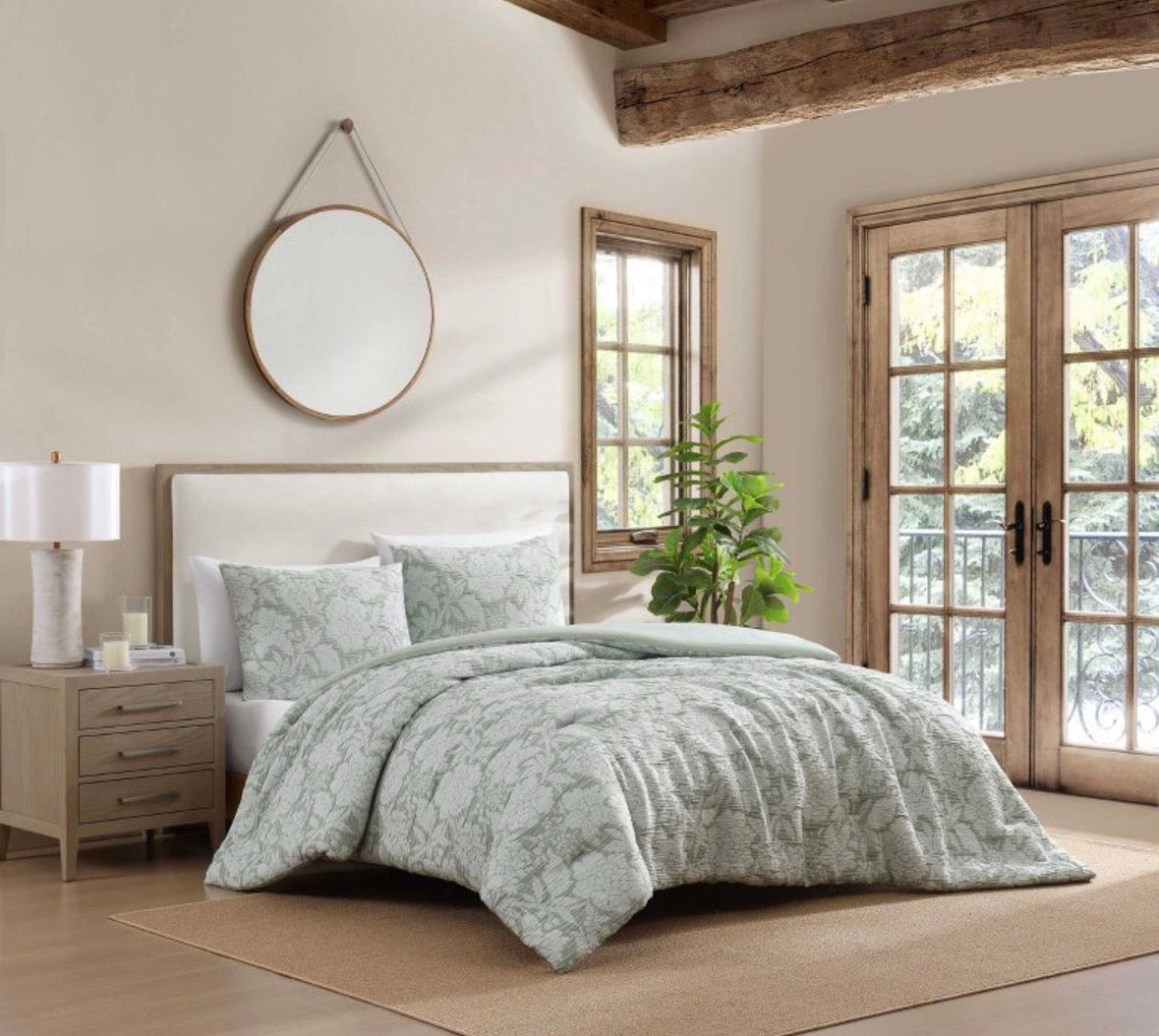 Stone Cottage King Floral Comforter Set, New