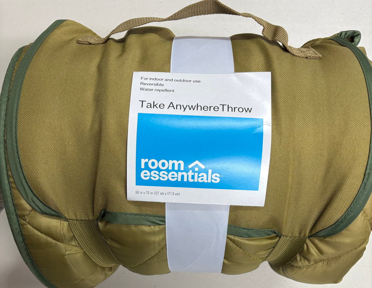 Room Essentials 50”x70” Indoor/Outdoor Throw Blanket, New