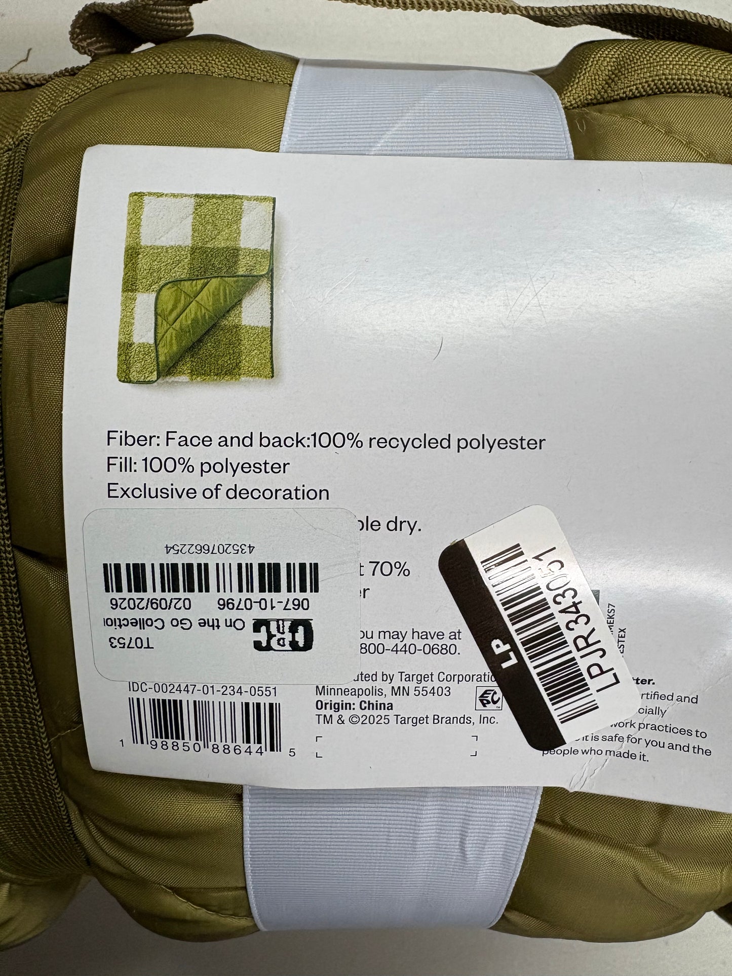 Room Essentials 50”x70” Indoor/Outdoor Throw Blanket, New