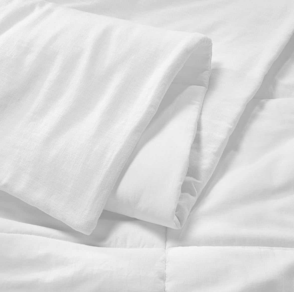 Casaluna King/Cal King Heavyweight Linen Blend Comforter & Sham Set, New