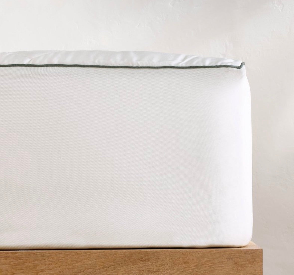 Casaluna Queen Premium Cooling Mattress Pad, New