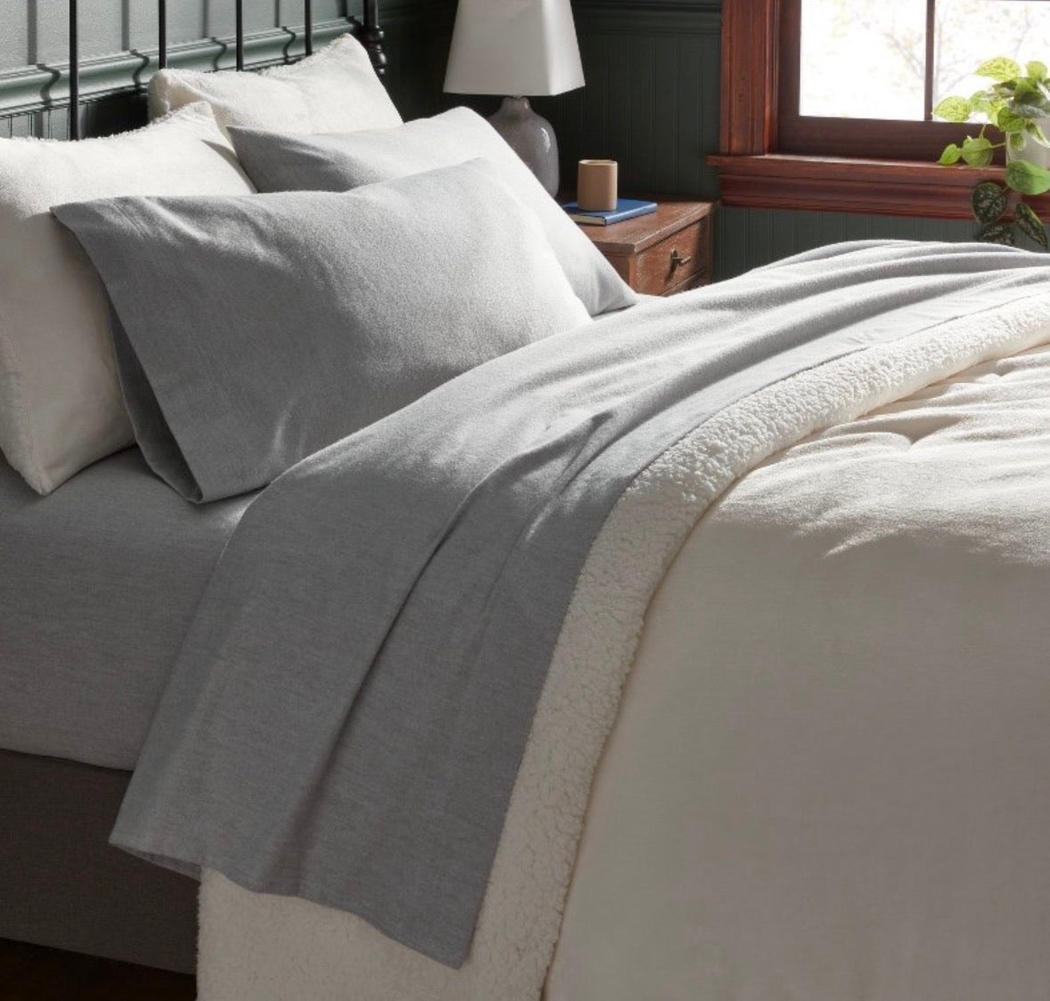 Threshold Queen Ultra Soft Flannel Sheet Set, New