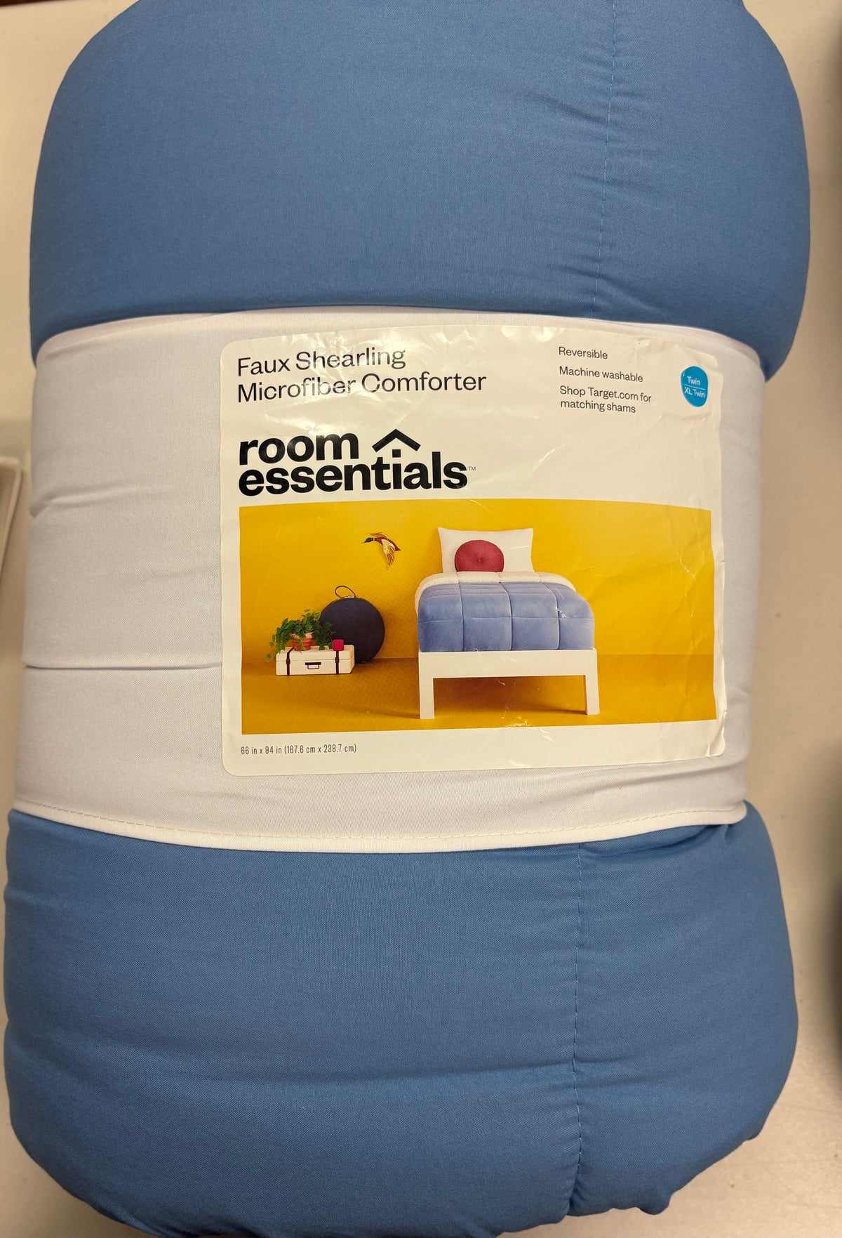 Room Essentials Twin/XL Twin Bedding Bundle, New