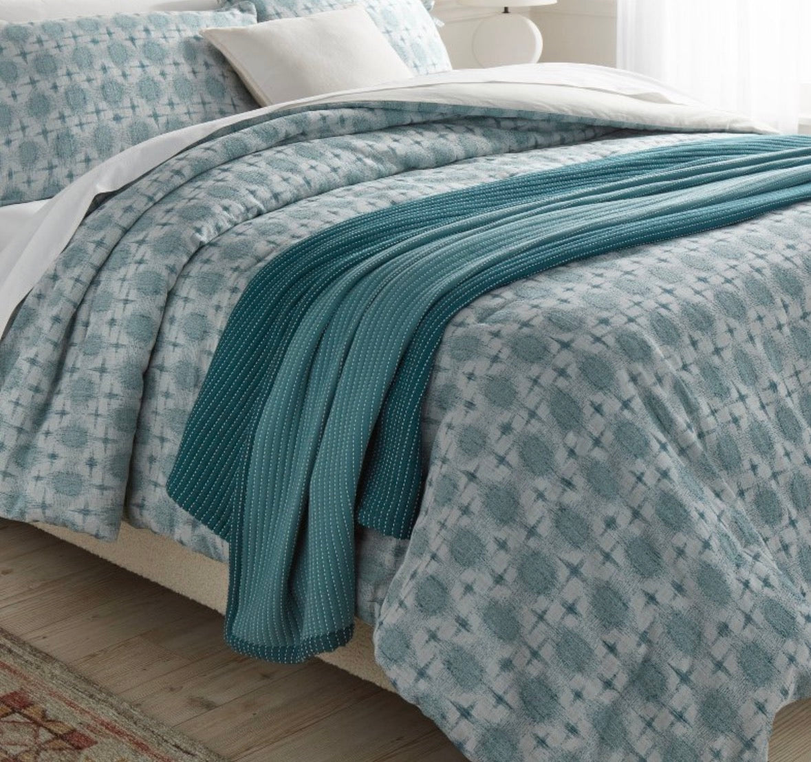 Threshold Full/Queen Matelasse Bed Blanket, New