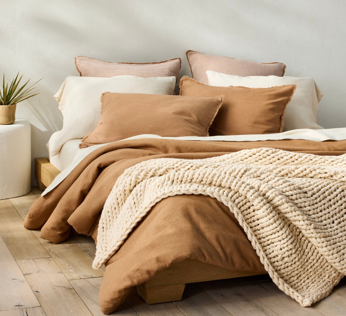 Casaluna Full/Queen Heavyweight Linen Blend Comforter Set, New