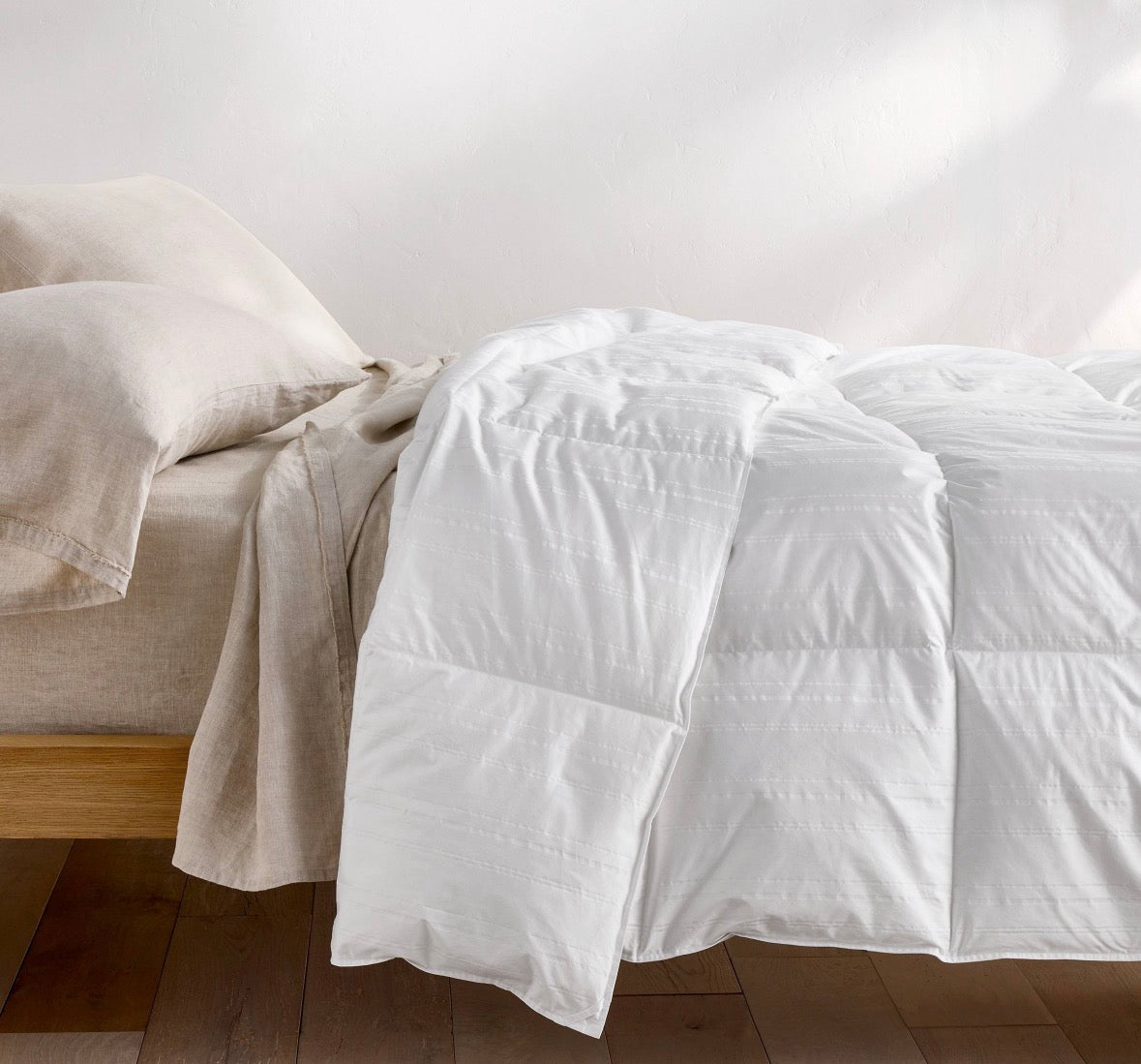 Casaluna Full/Queen Premium Down Comforter, New