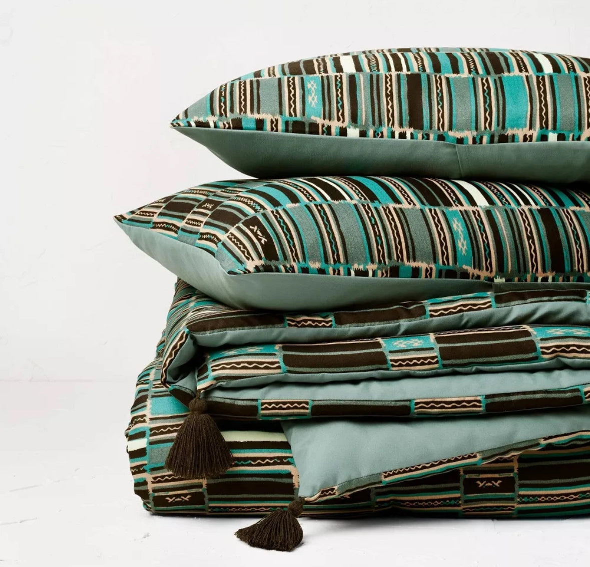 Opalhouse Jungalow King Comforter Set, New