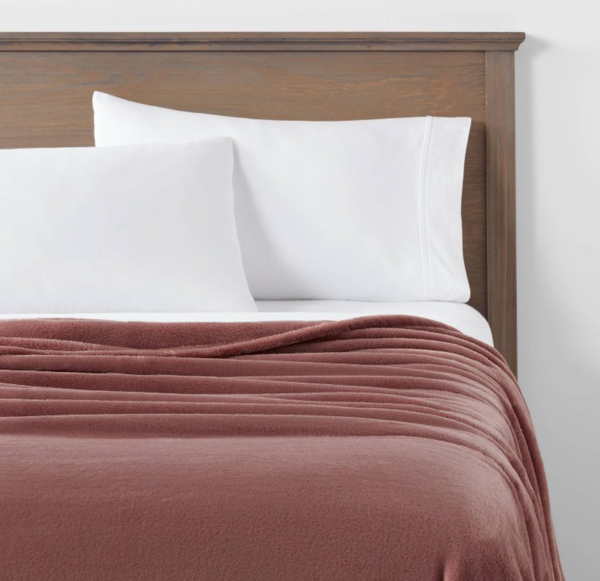 Threshold Full/Queen Microplush Bed Blanket, New