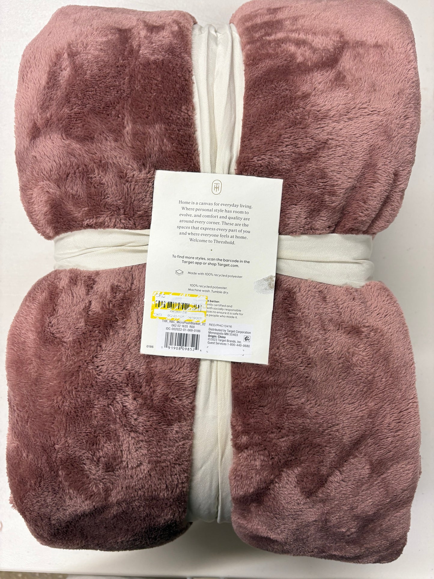 Threshold Full/Queen Microplush Bed Blanket, New