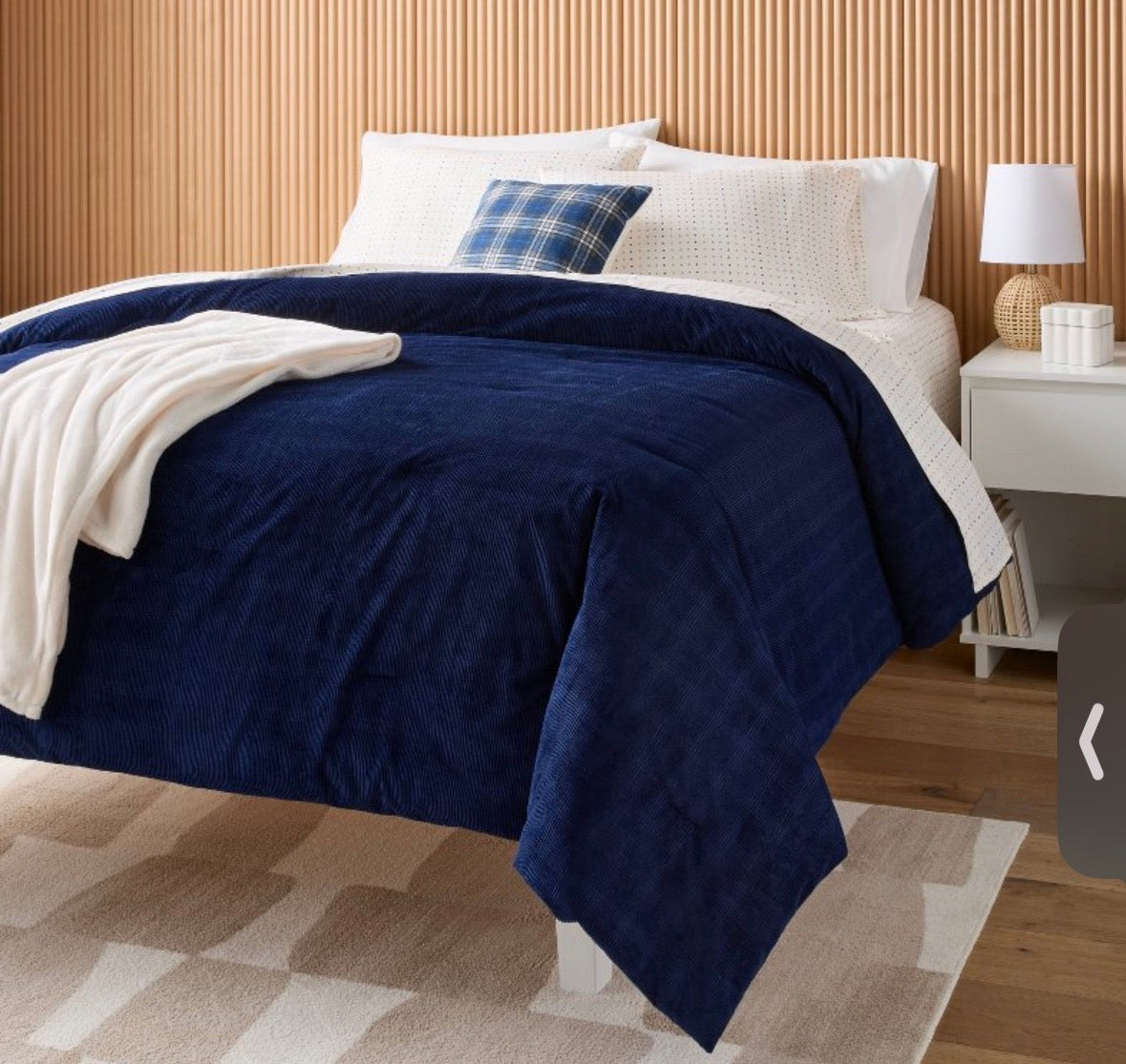 Room Essentials Full/Queen Corduroy Plaid Quilt, New