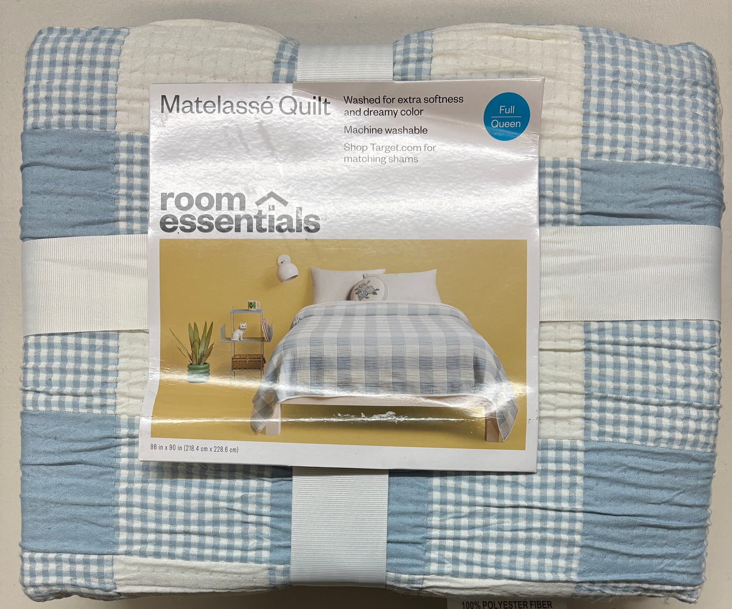 Room Essentials Full/Queen Matelasse Plaid Quilt, New