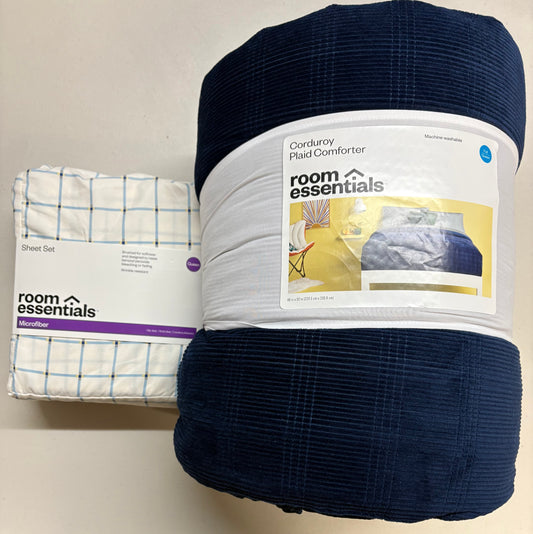 Room Essentials Queen Bedding Bundle, New