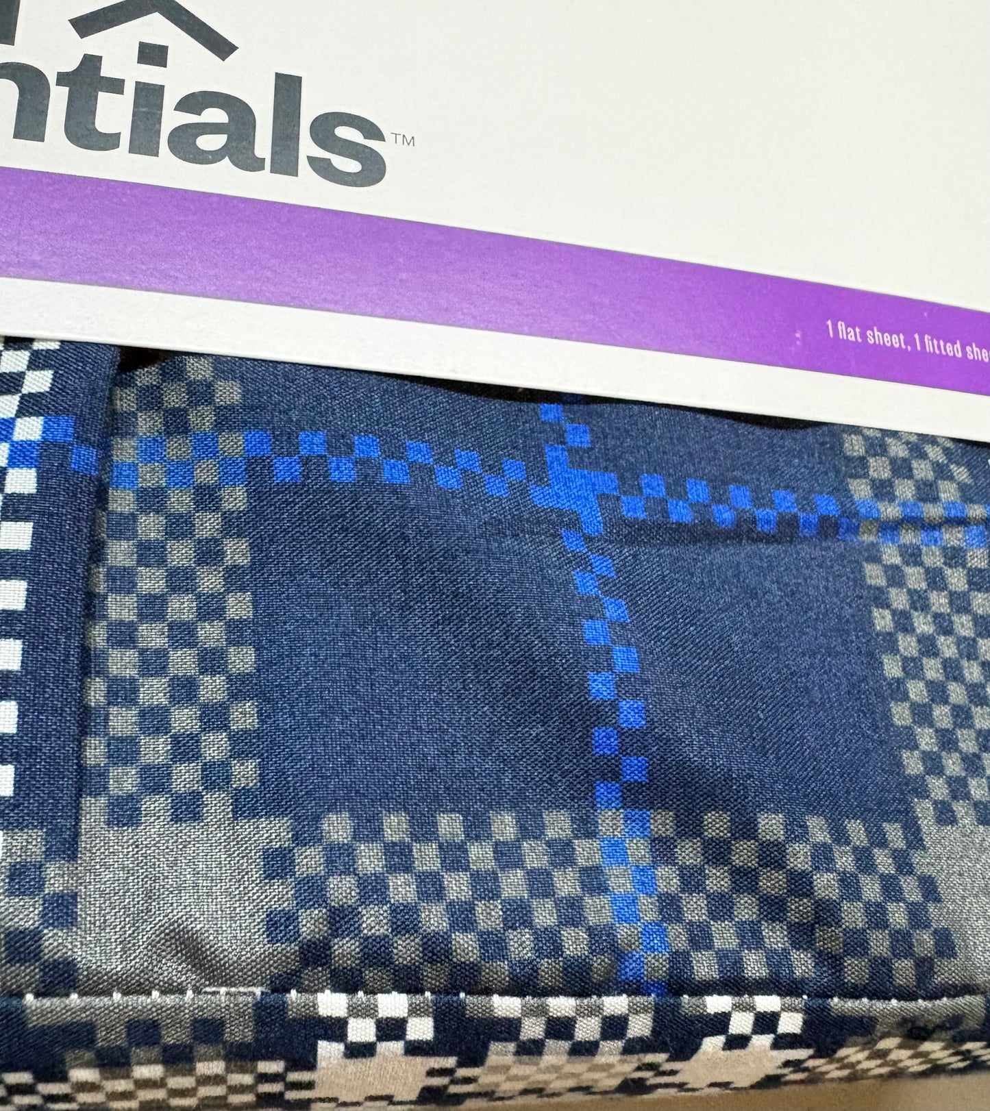 Room Essentials Queen Bedding Bundle, New