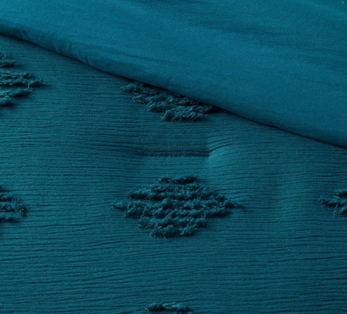 Threshold King Tufted Diamond Crinkle Comforter Set, New