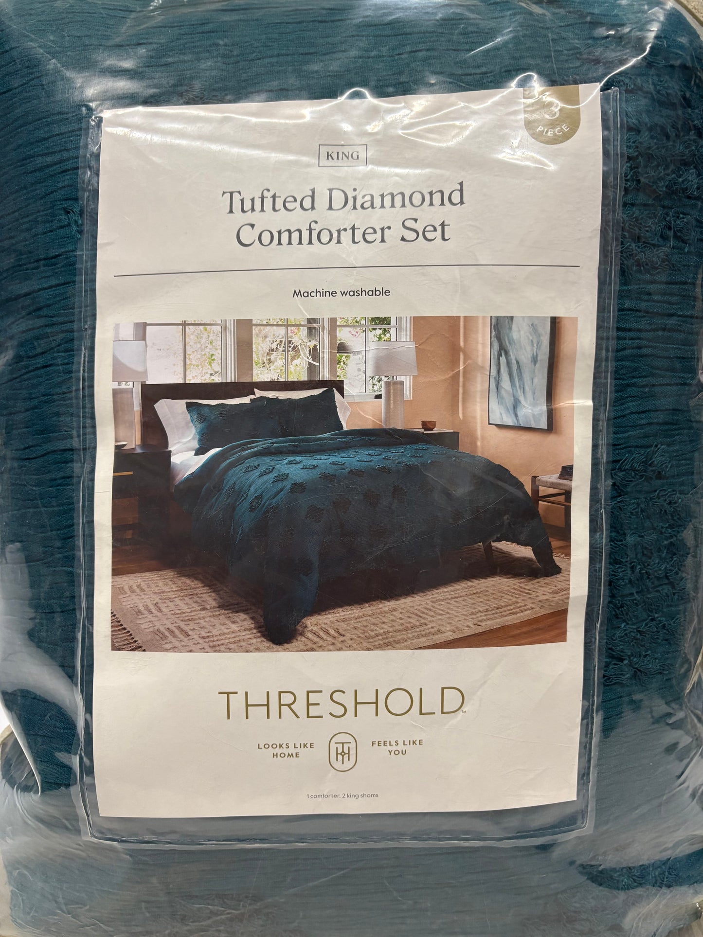 Threshold King Tufted Diamond Crinkle Comforter Set, New