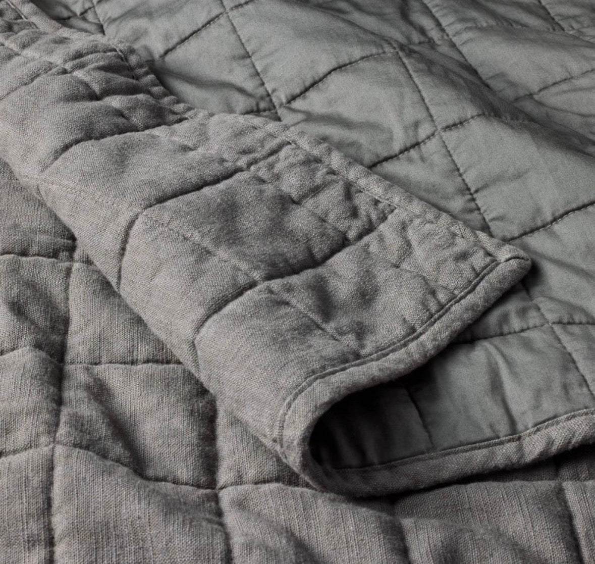 Casaluna King Heavyweight Linen Blend Quilt