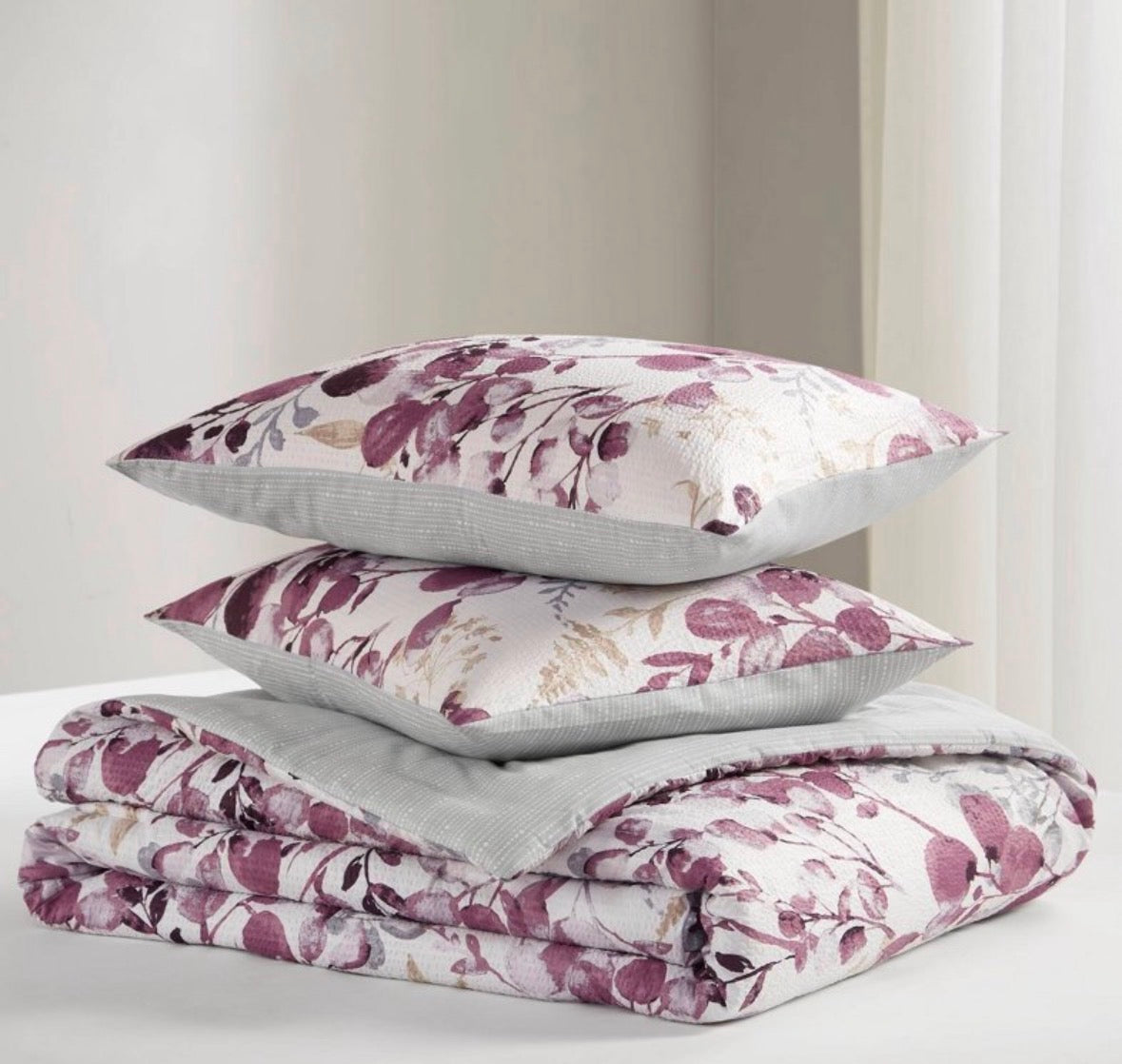 510 Design Full/Queen Floral Comforter Set, New