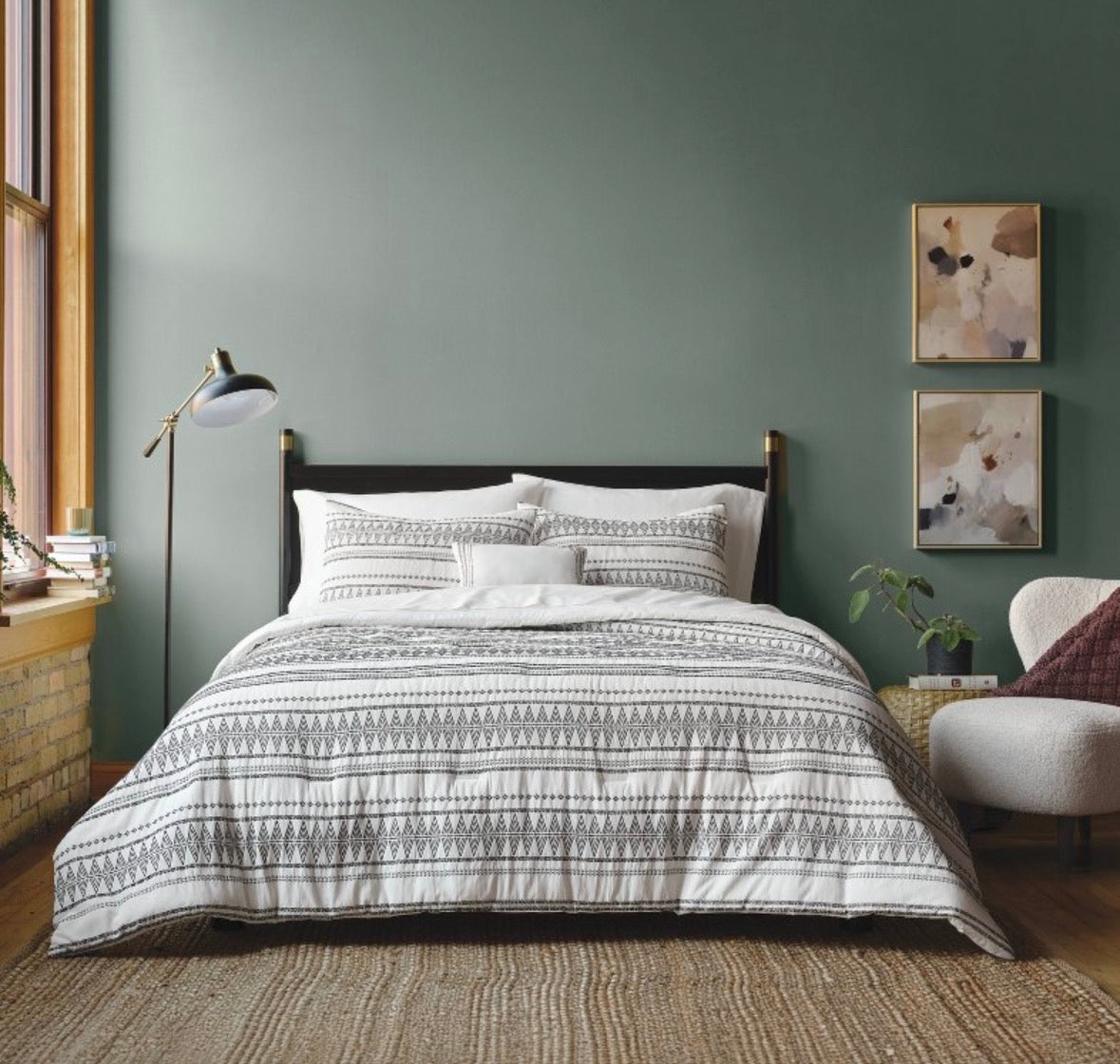 Threshold Queen 8 pc. Woven Diamond Comforter Set, New